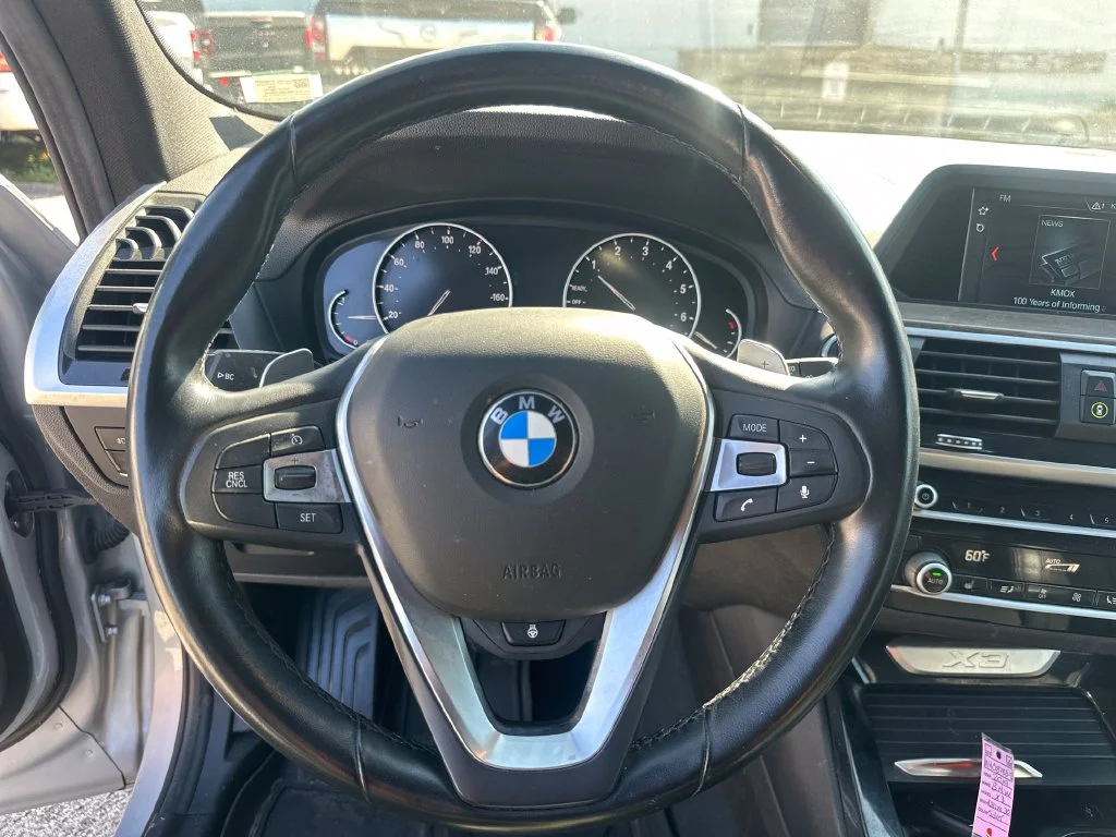Used 2019 Silver BMW xDrive30i image 42