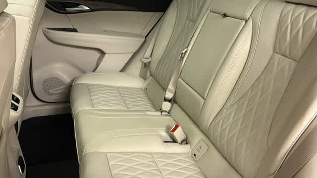 Used 2023 White Frost Tricoat Buick Avenir image 31