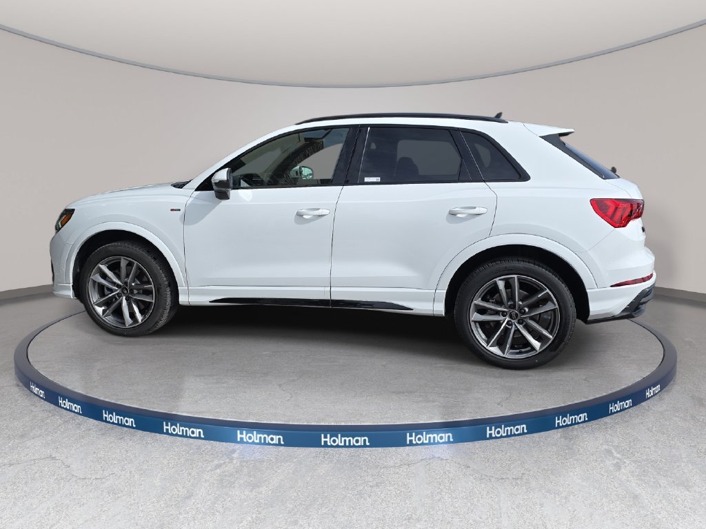 Used 2025 White Audi Premium image 9