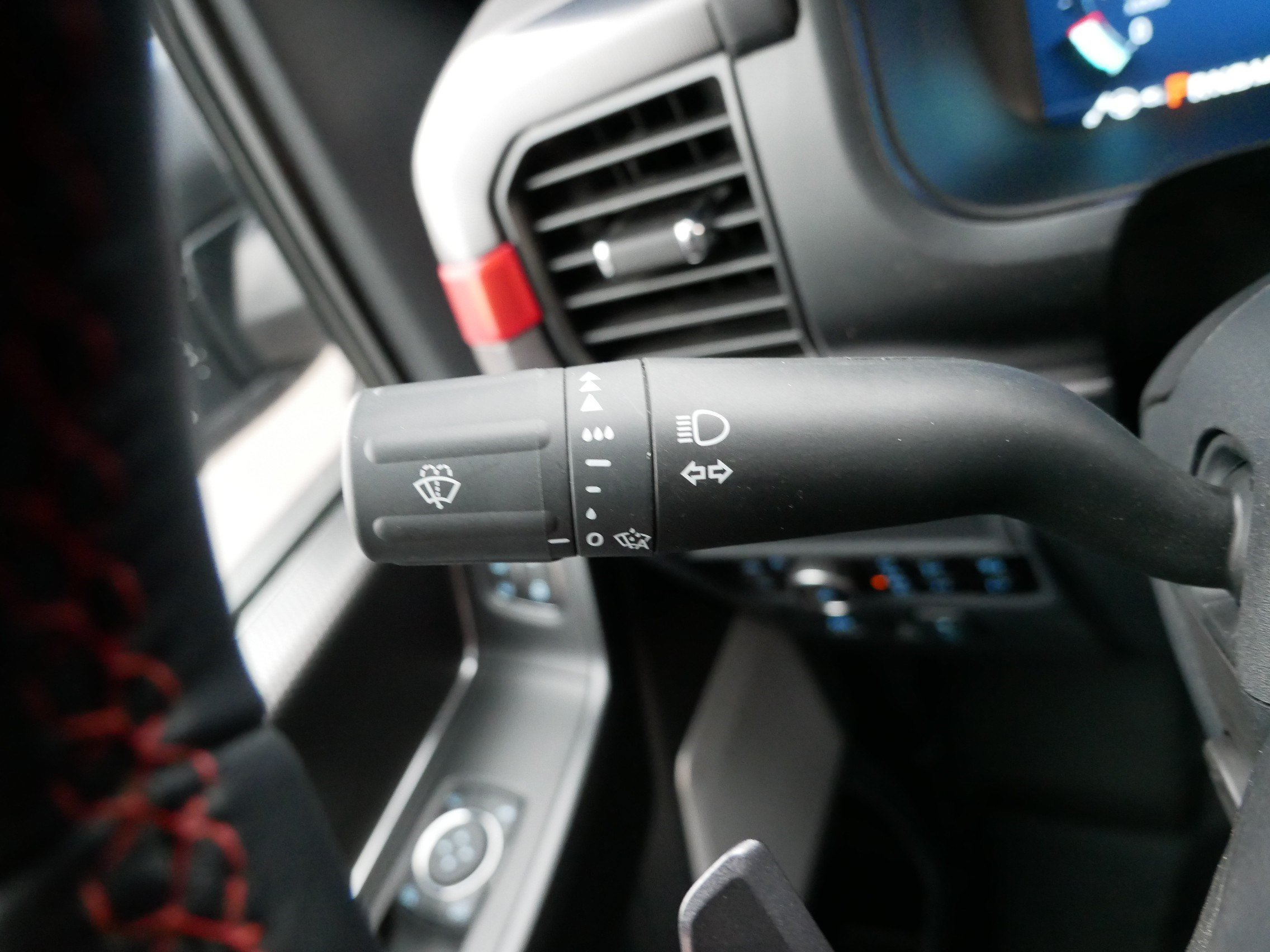 2026 Ford F-150 Raptor - Photo 32