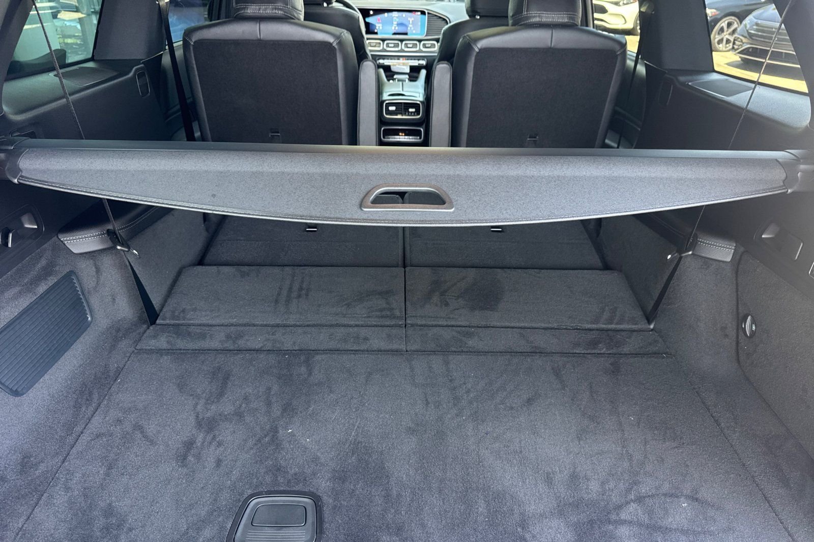 New 2026 Polar White Mercedes-Benz GLS 450 image 36