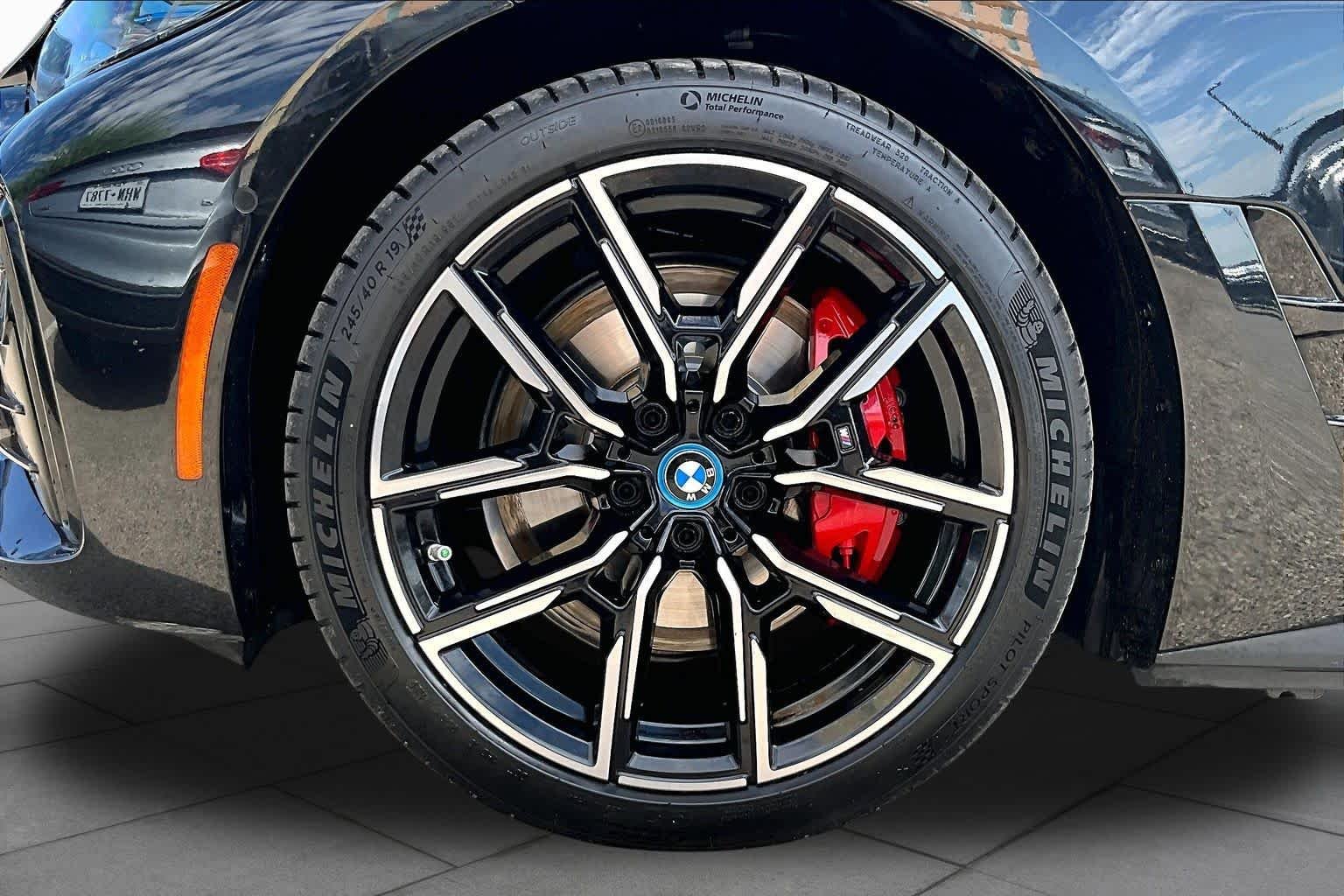Used 2023 Black Sapphire Metallic BMW eDrive40 image 10