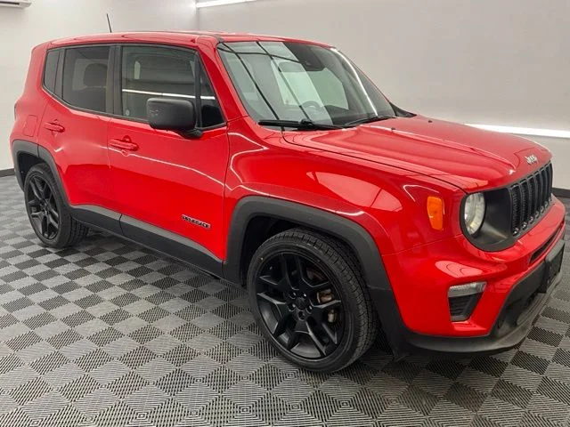 Used 2021 Red Jeep Sport image 3