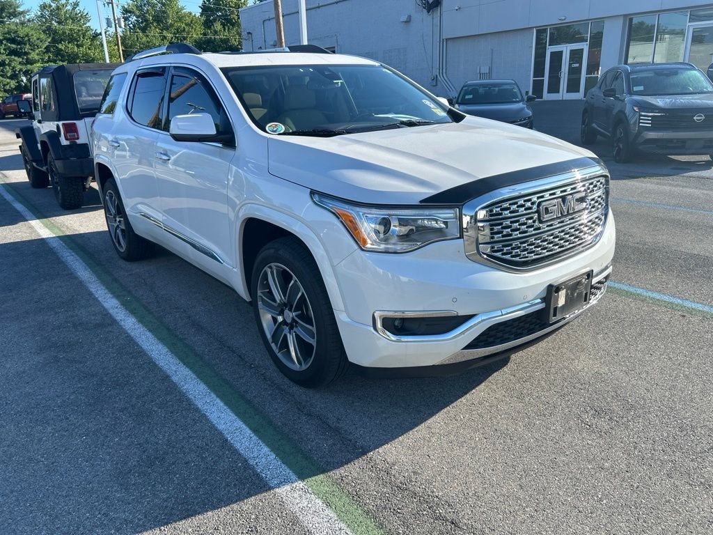 Used 2019 White GMC Denali image 3