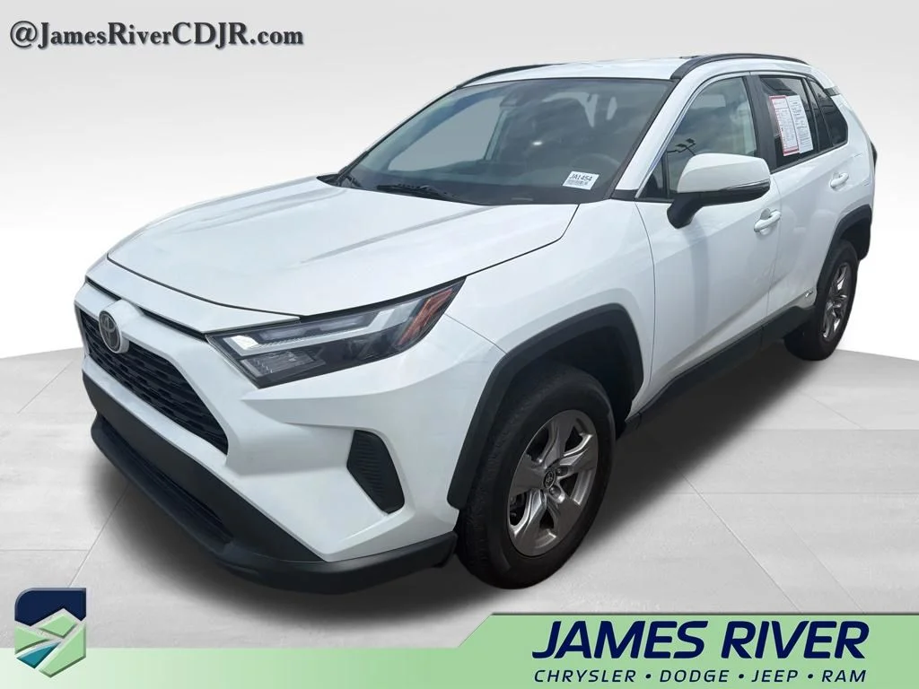 2025 Toyota RAV4 Hybrid XLE AWD's photo