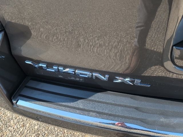 Used 2019 Gray GMC Denali image 22