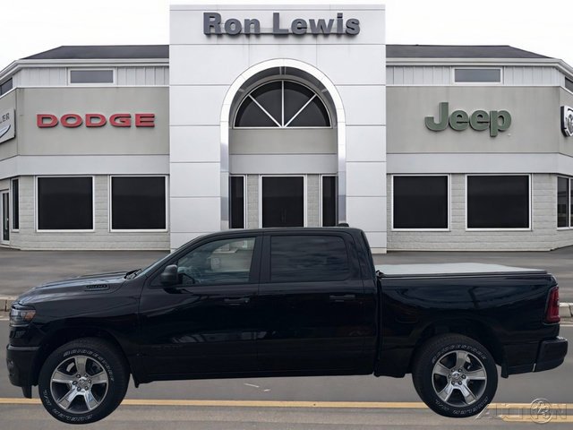 2026 RAM 1500 Pickup Express