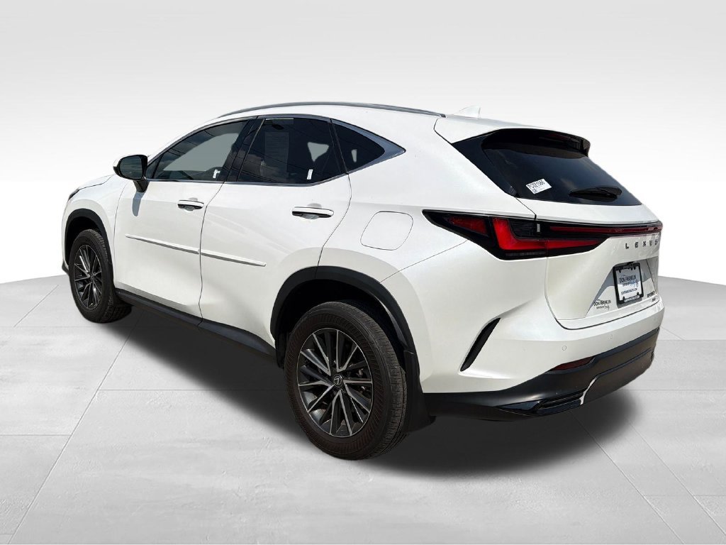 Used 2023 White Lexus 350 Premium image 3
