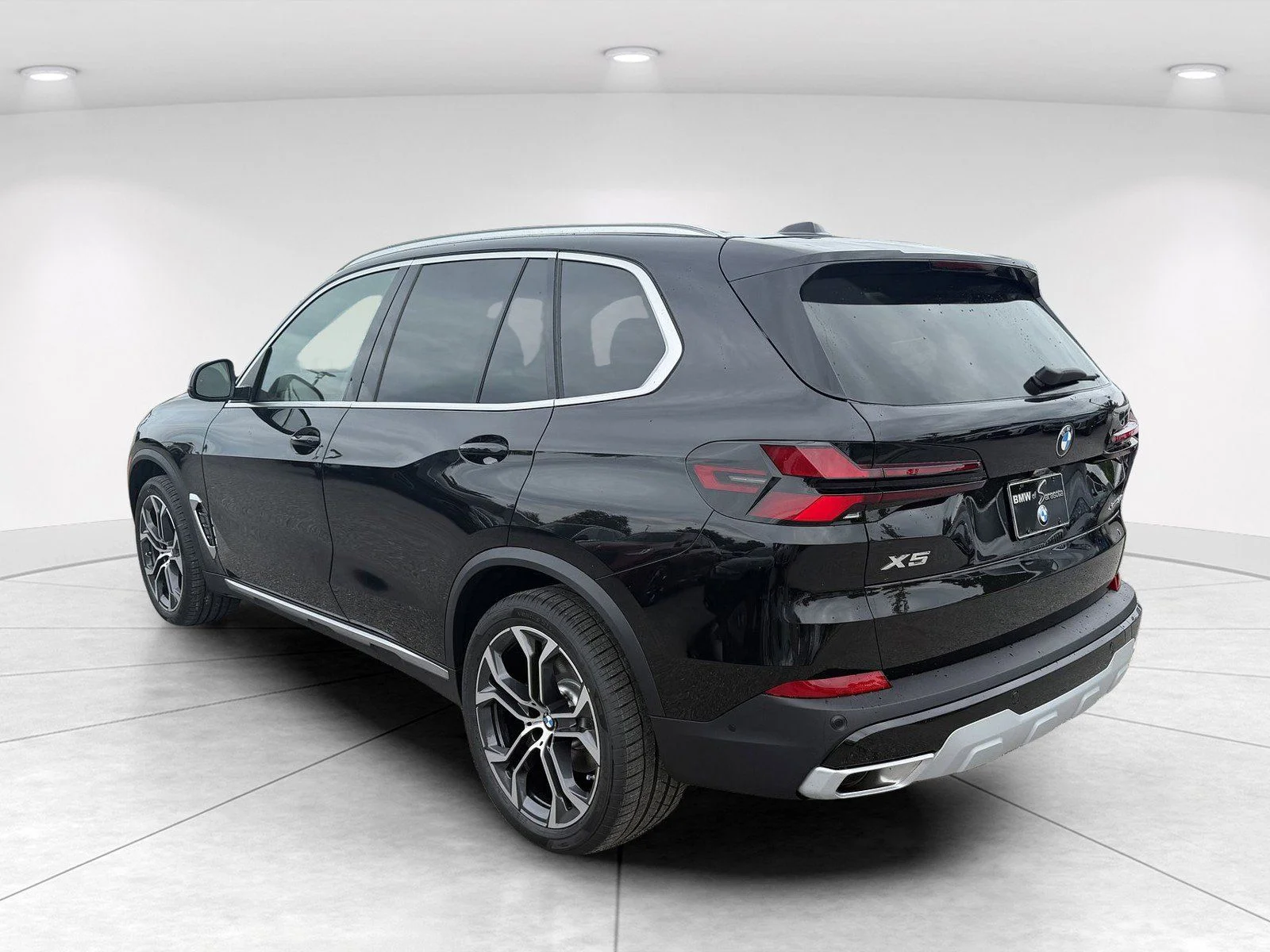 New 2026 Black Sapphire Metallic BMW xDrive40i image 6