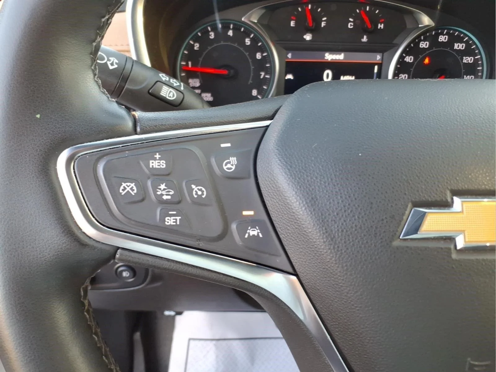 Used 2024 Iridescent Pearl Tricoat Chevrolet Premier image 20