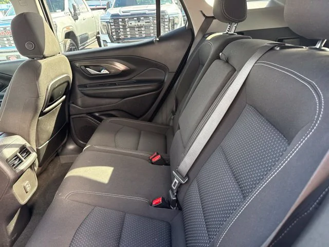 Used 2024 White GMC SLE image 21