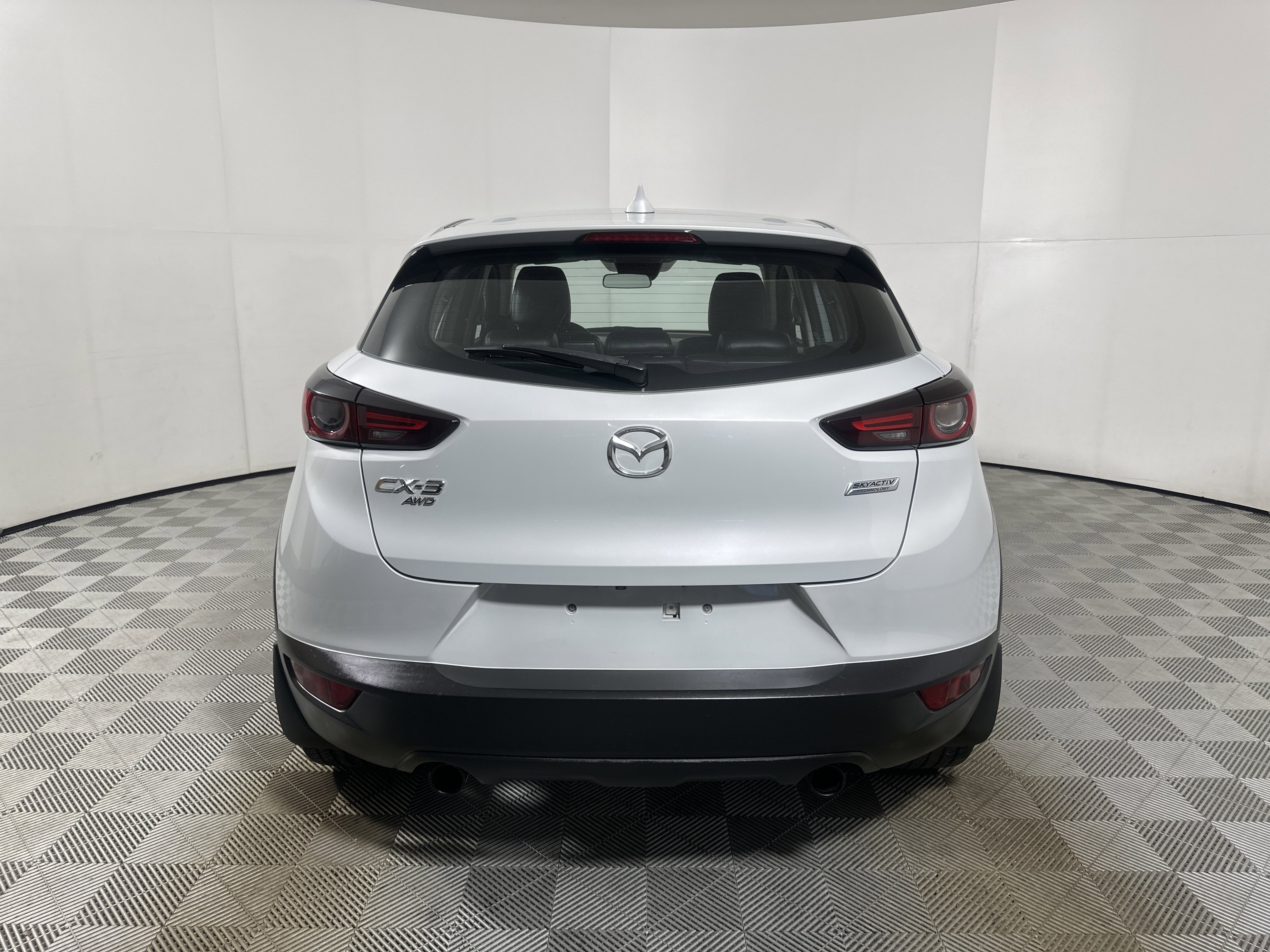 Used 2019 Ceramic Metallic Mazda Touring image 6