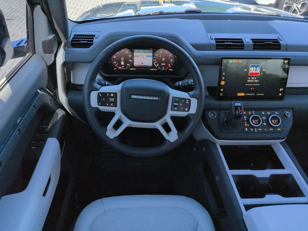 Certified Used 2025 Blue Land Rover S image 15