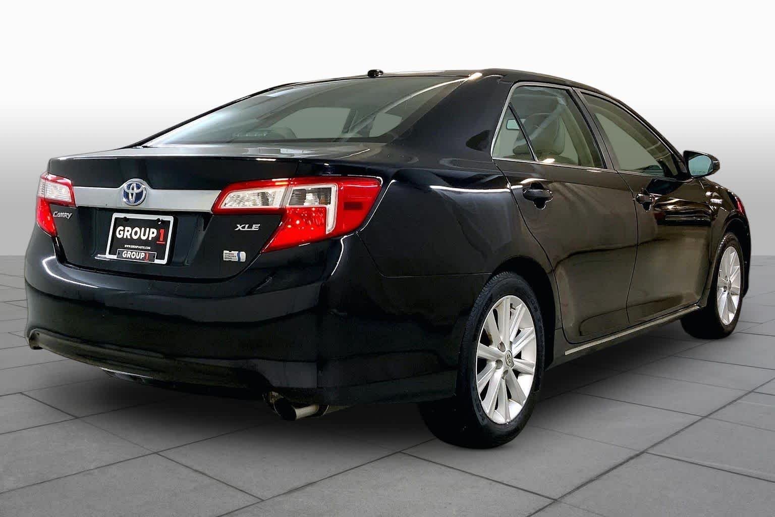 Used 2012 Attitude Black Metallic Toyota XLE image 12