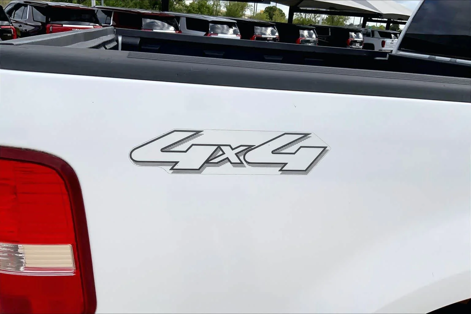 Used 2007 White Sand Tri-Coat Metallic Ford XLT image 9