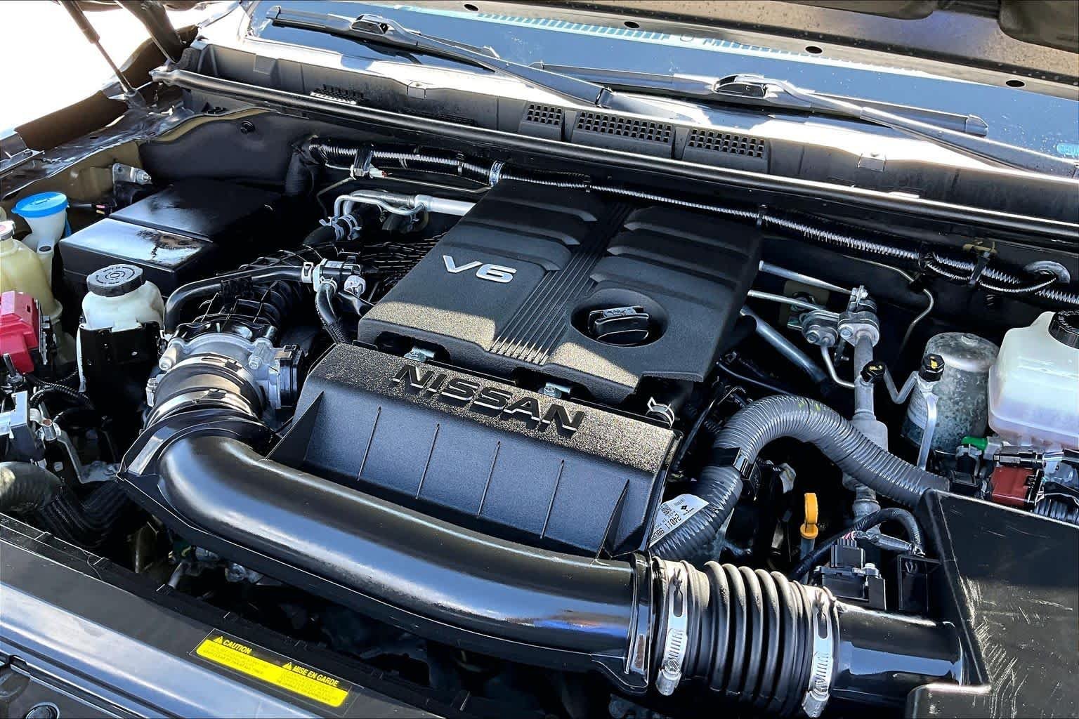 Used 2023 Super Black Nissan SV image 31