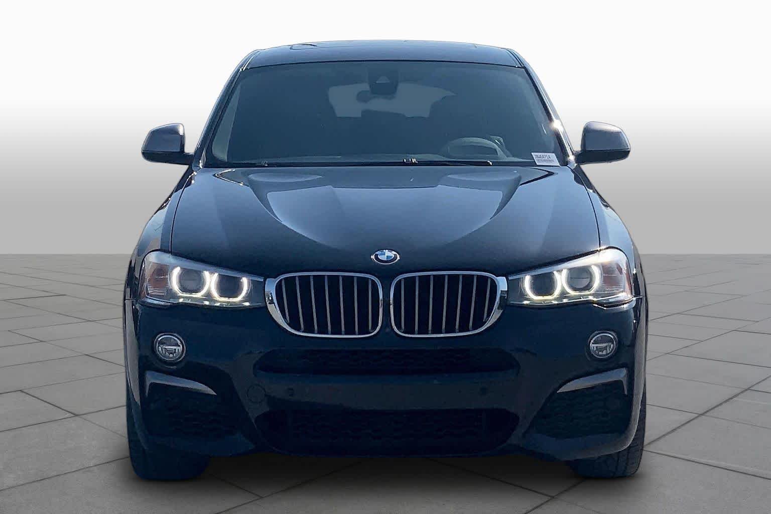Pre-Owned 2018 BMW X4 M40i