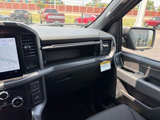 New 2026 Agate Black Metallic Ford XLT image 18