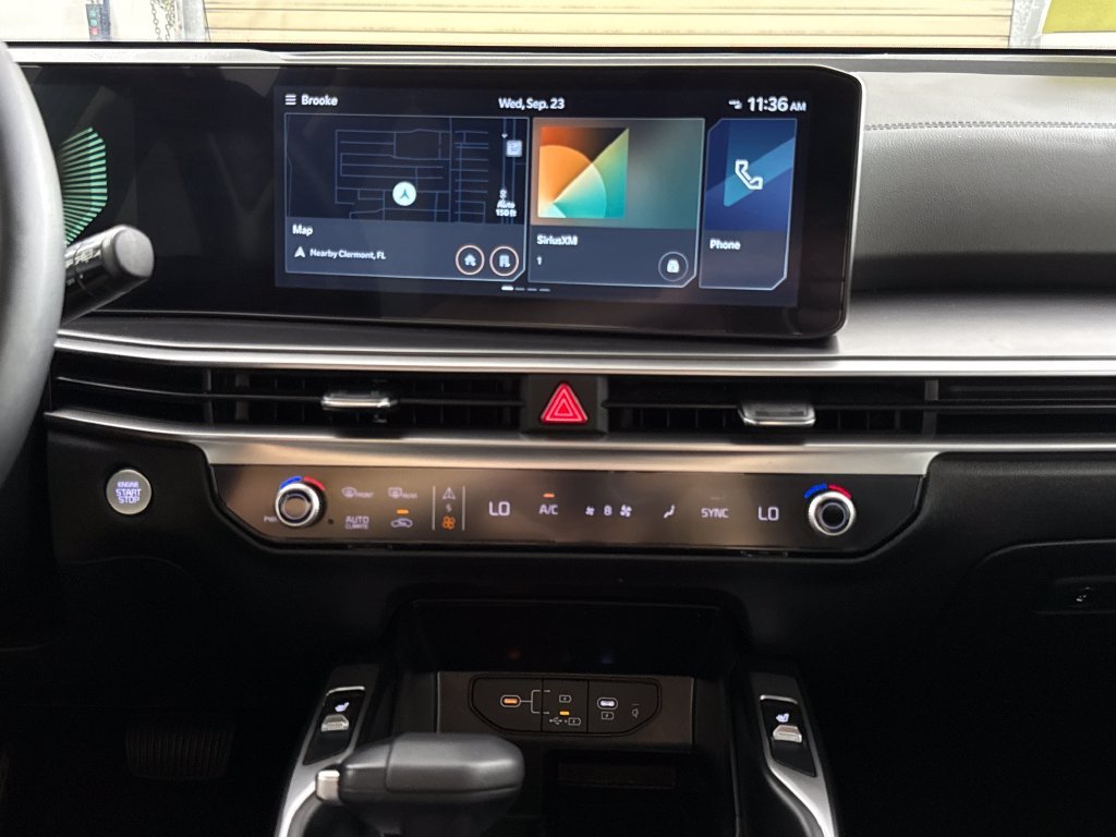 2025 Kia Sorento S - Photo 21