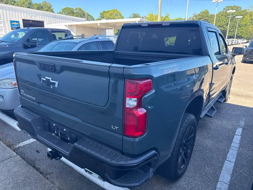 Used 2025 Gray Chevrolet LT Trail Boss image 5