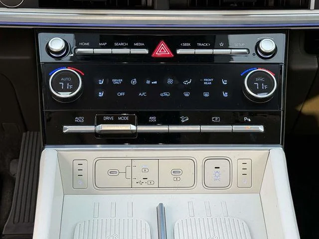 2025 Hyundai Santa Fe Calligraphy - Photo 22
