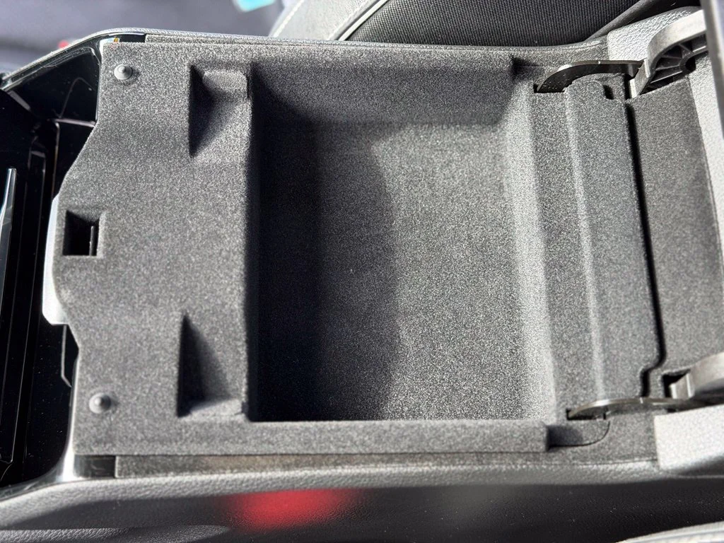 Used 2023 Red Jeep Overland image 23