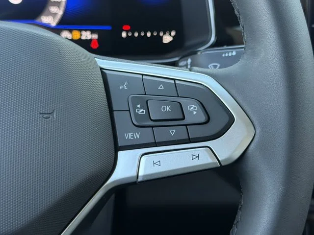 New 2026 White Volkswagen 1.5T SE image 13