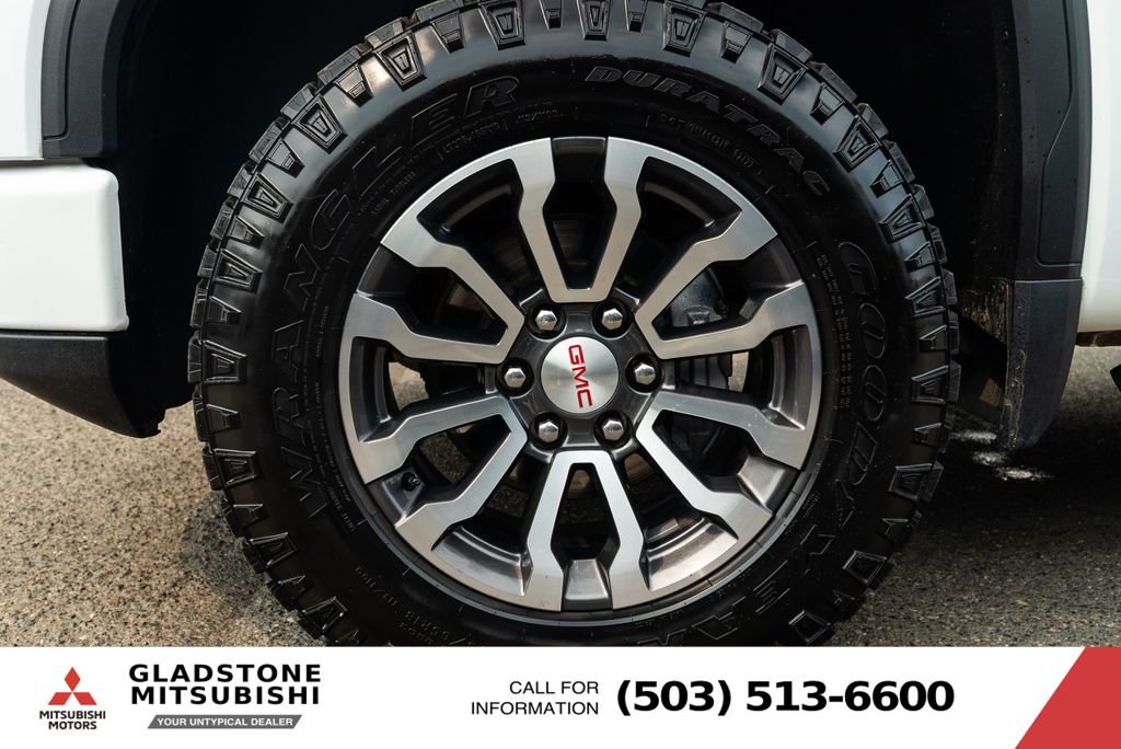Used 2022 Summit White GMC AT4 image 5
