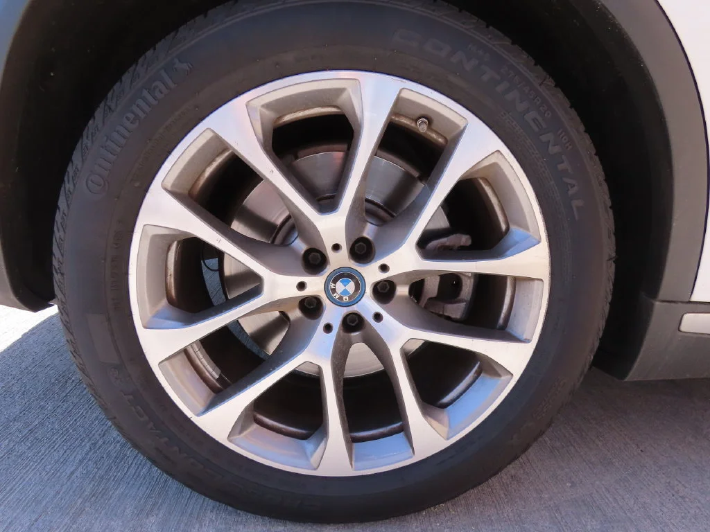 Certified Used 2024 Alpine White BMW xDrive50e image 16