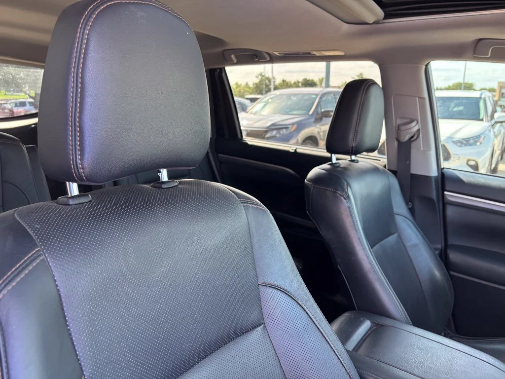 Used 2018 White Toyota Limited image 20