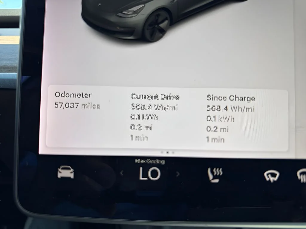 Used 2021  Tesla Long Range image 27
