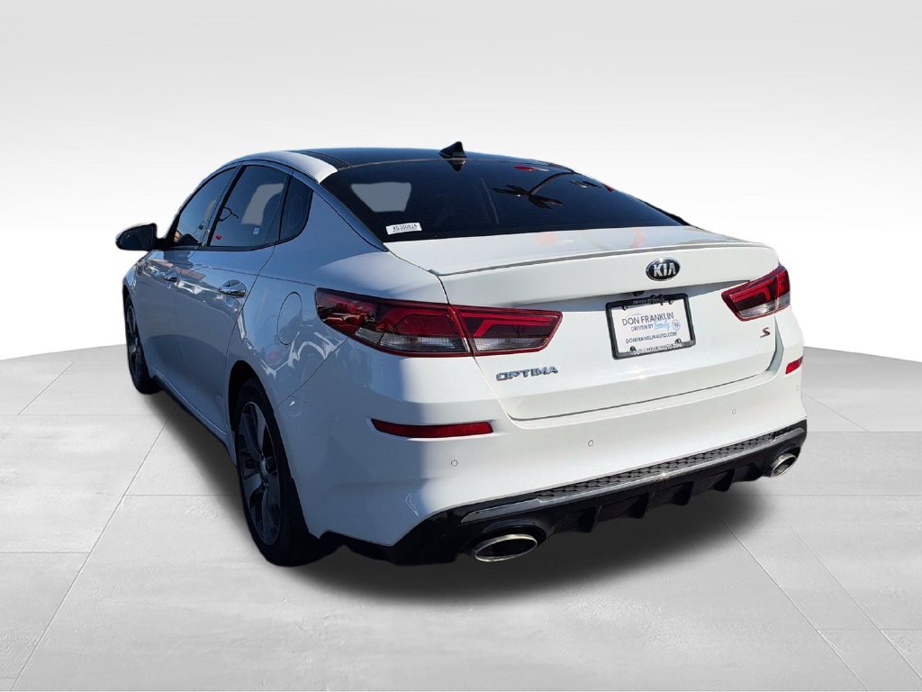 Used 2019 White Kia S image 3