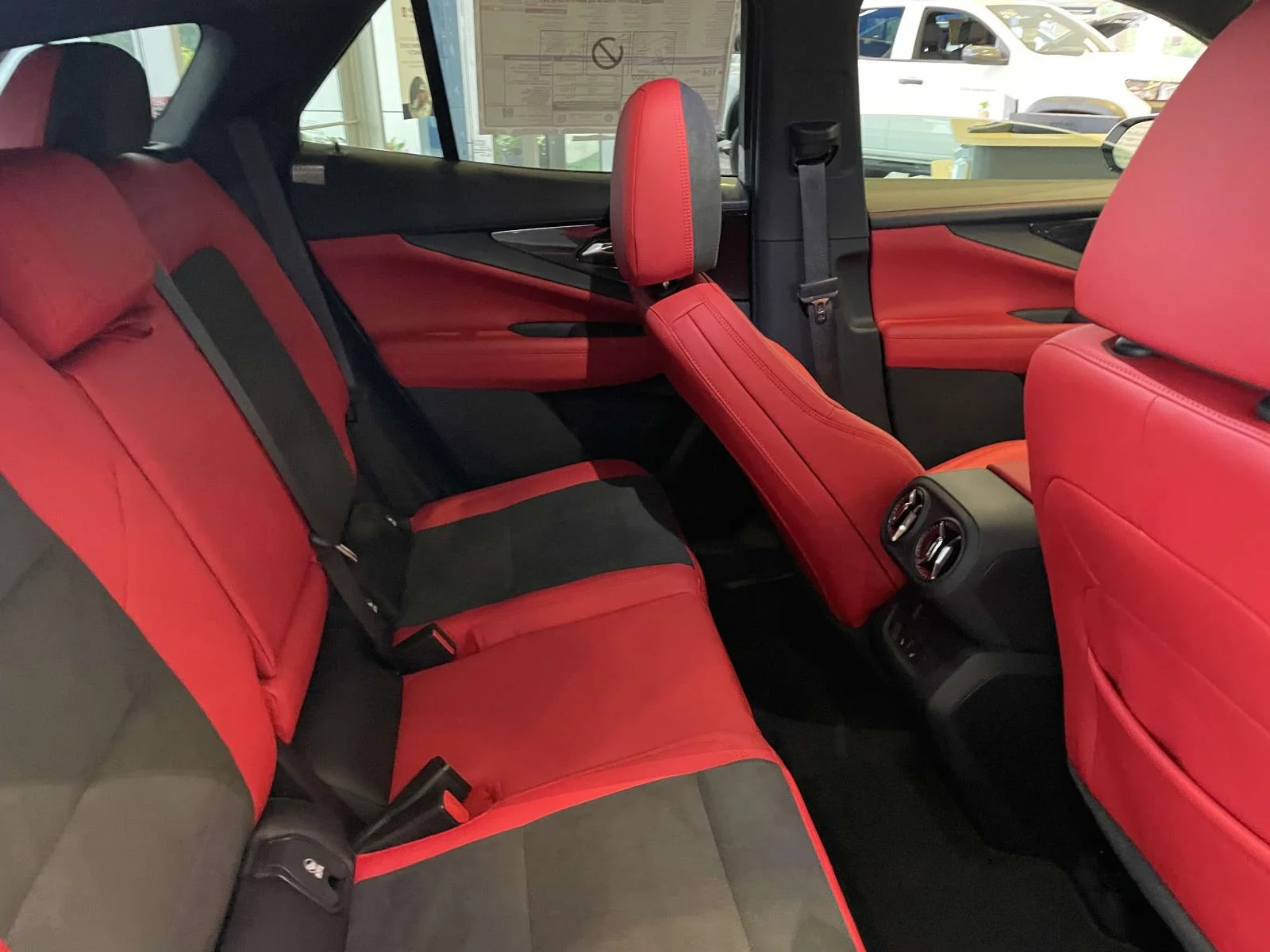 2026 Chevrolet Blazer EV RS - Photo 11