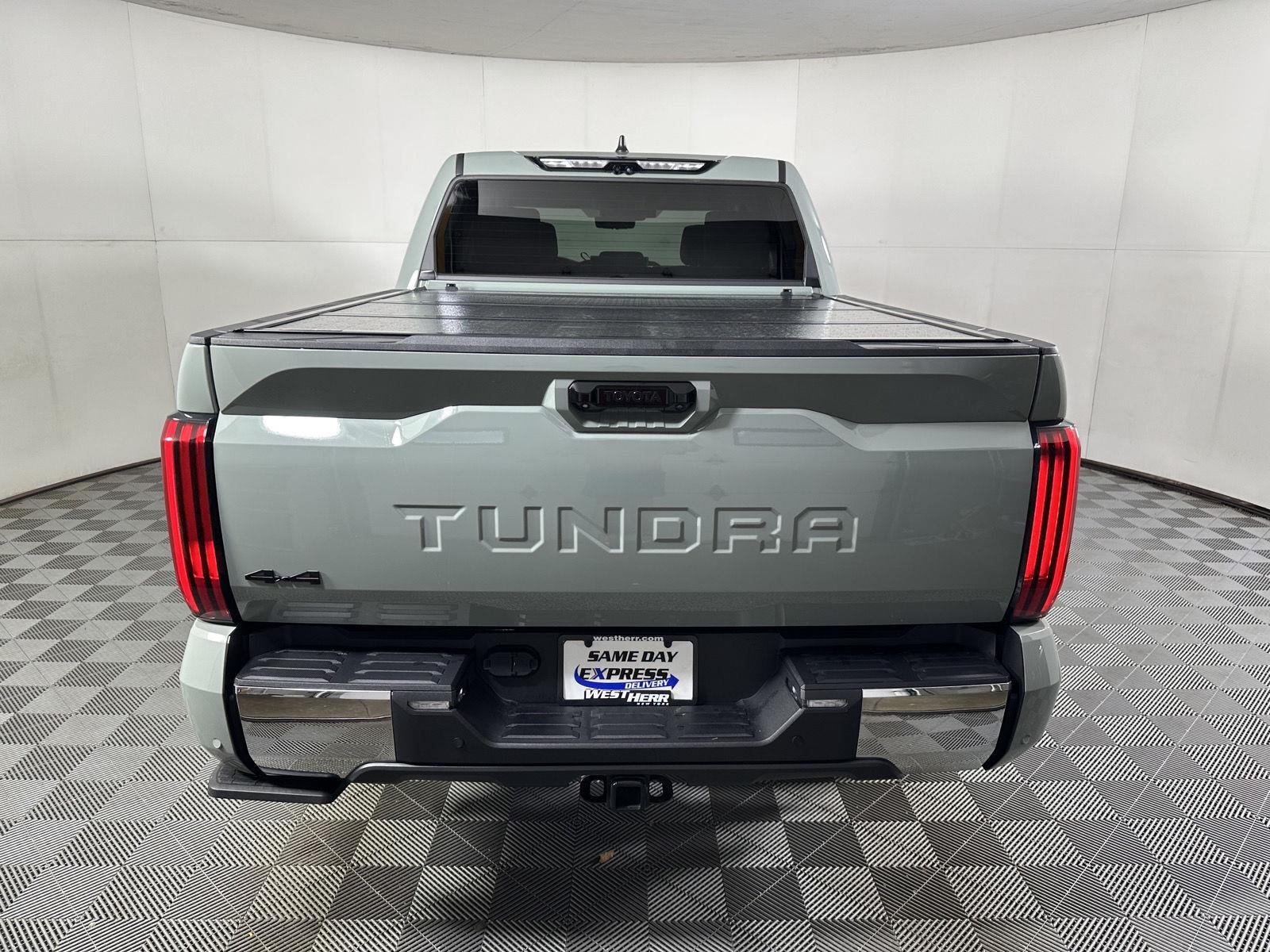 Used 2024 Lunar Rock Toyota SR5 image 41