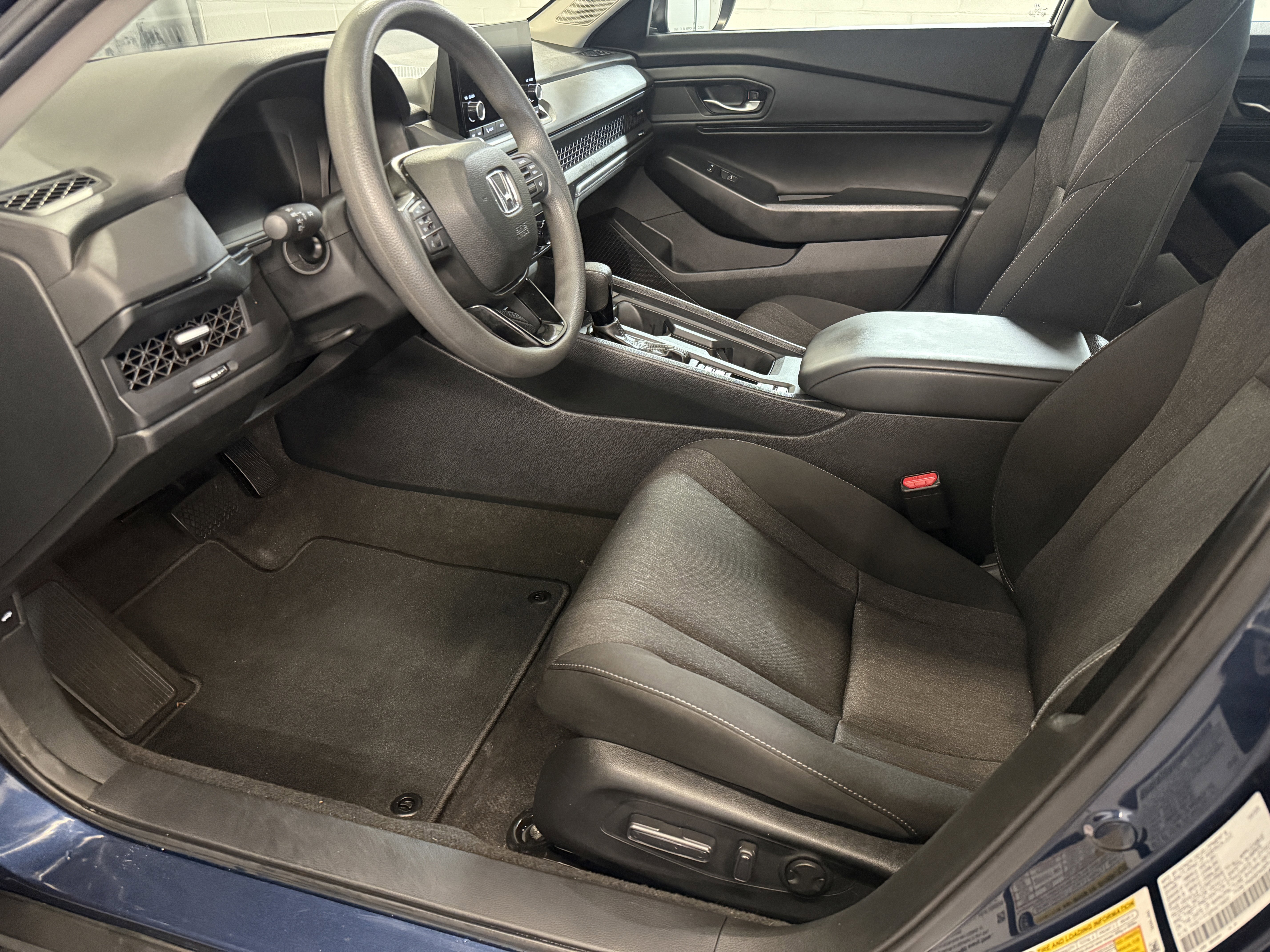Certified Used 2024 Canyon River Blue Metallic Honda EX image 40