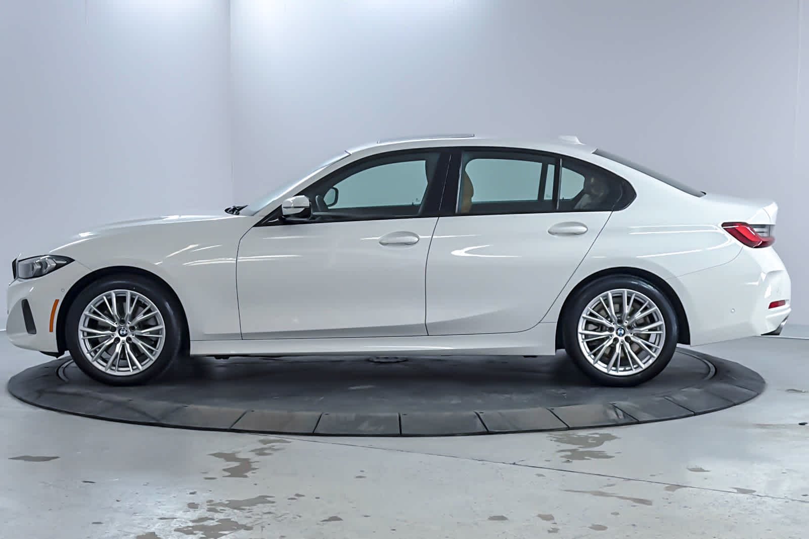 Certified Used 2023 Alpine White BMW 330i image 5