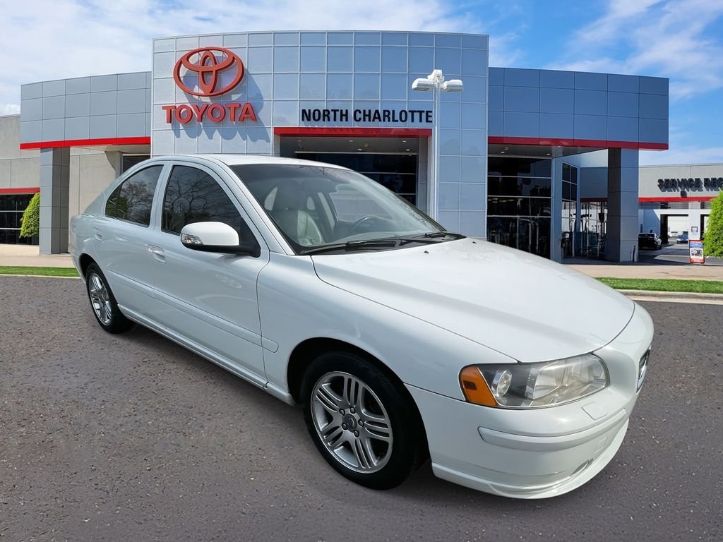 Used 2008 Volvo S60 2.5T with VIN YV1RS592582689594 for sale in Huntersville, NC