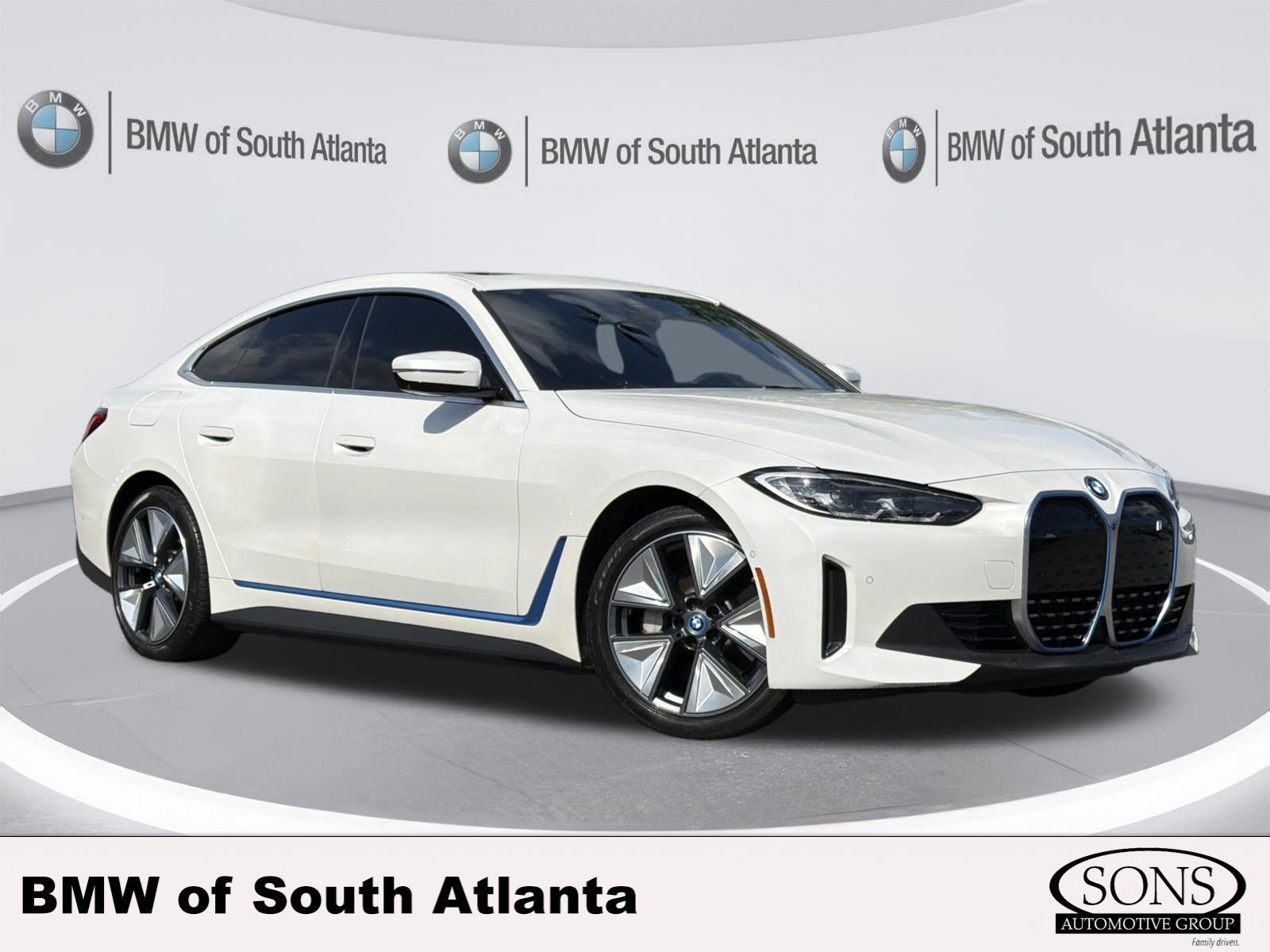 2023 BMW i4 eDrive35's photo
