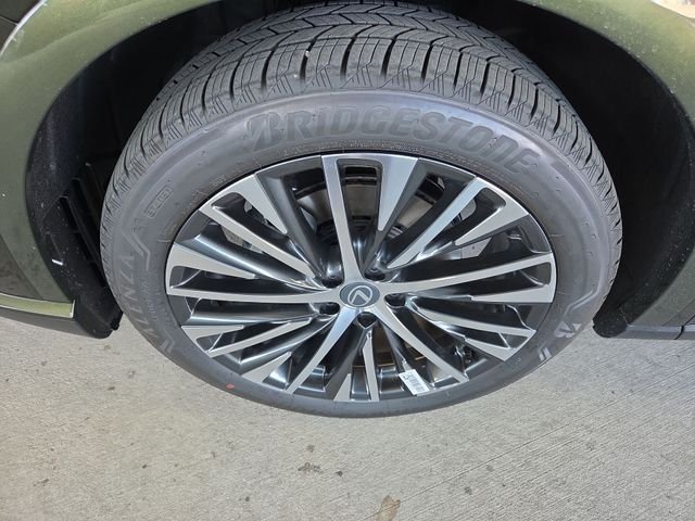 New 2026 Nori Green Pearl Lexus PREMIUM PLUS image 10