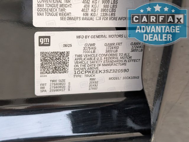 Used 2025 Black Chevrolet RST image 30