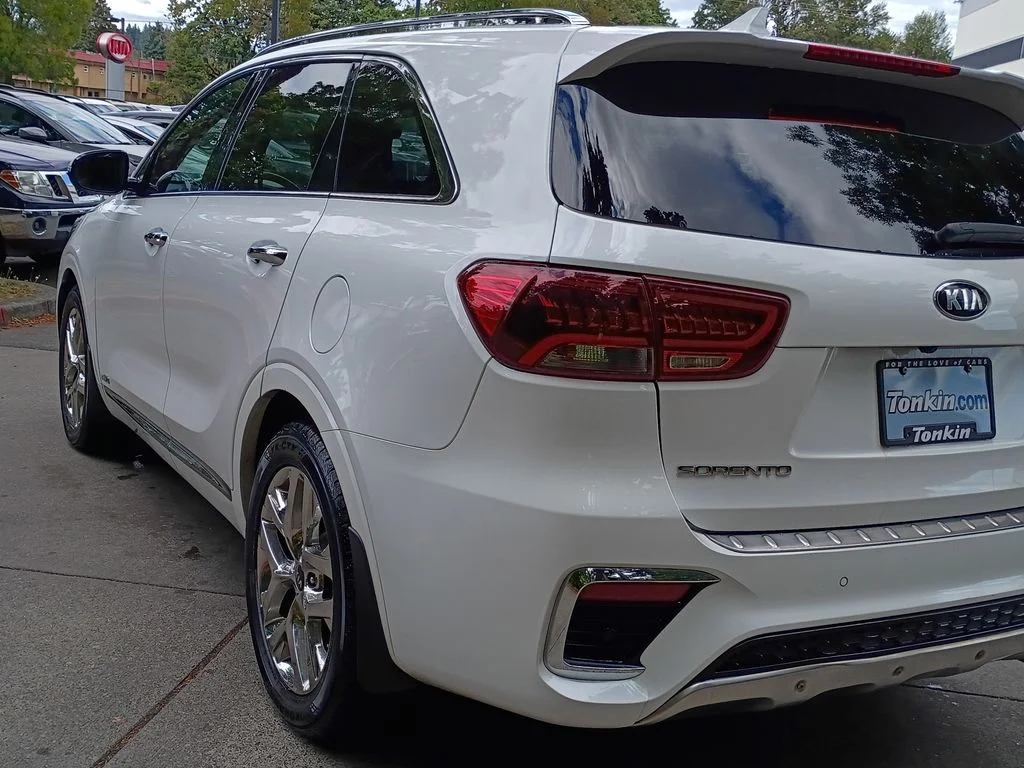 Used 2019 Snow White Pearl Kia SX Limited image 6
