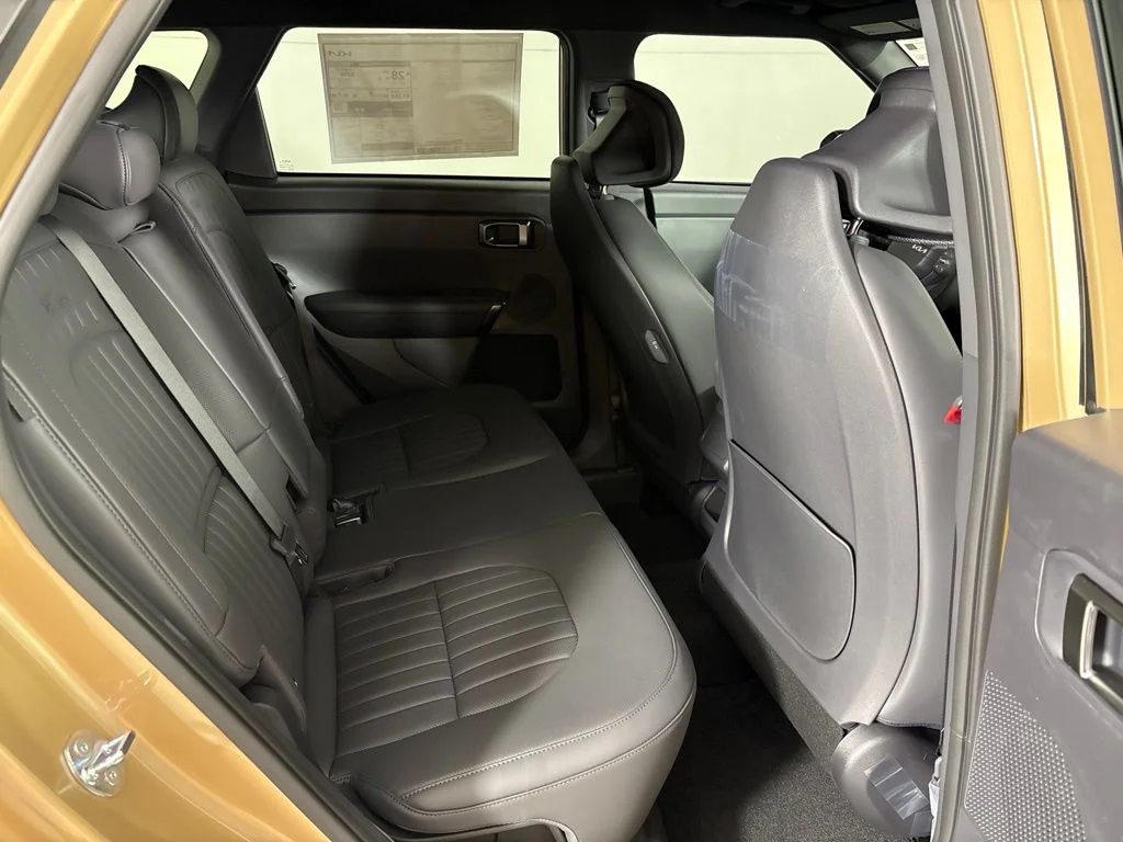 New 2027 Terrain Brown Kia X-Line S image 19