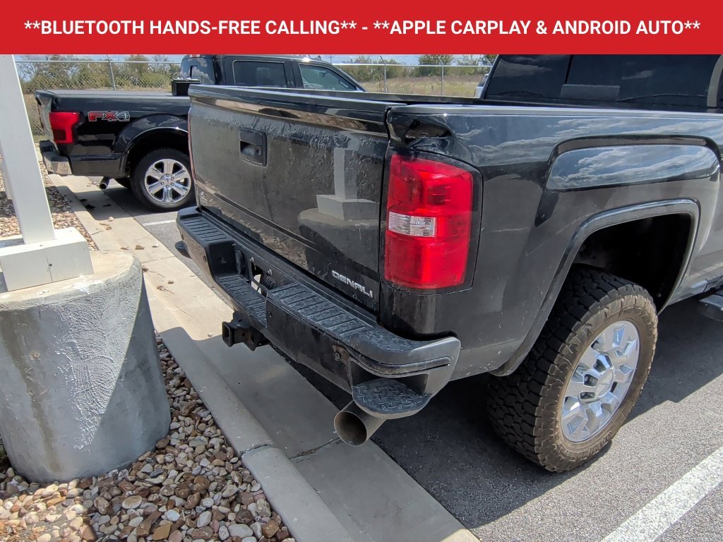 Used 2018 Onyx Black GMC Denali image 6
