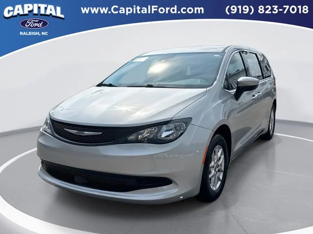 2023 Chrysler Voyager