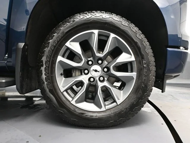Used 2023 Blue Chevrolet RST image 18