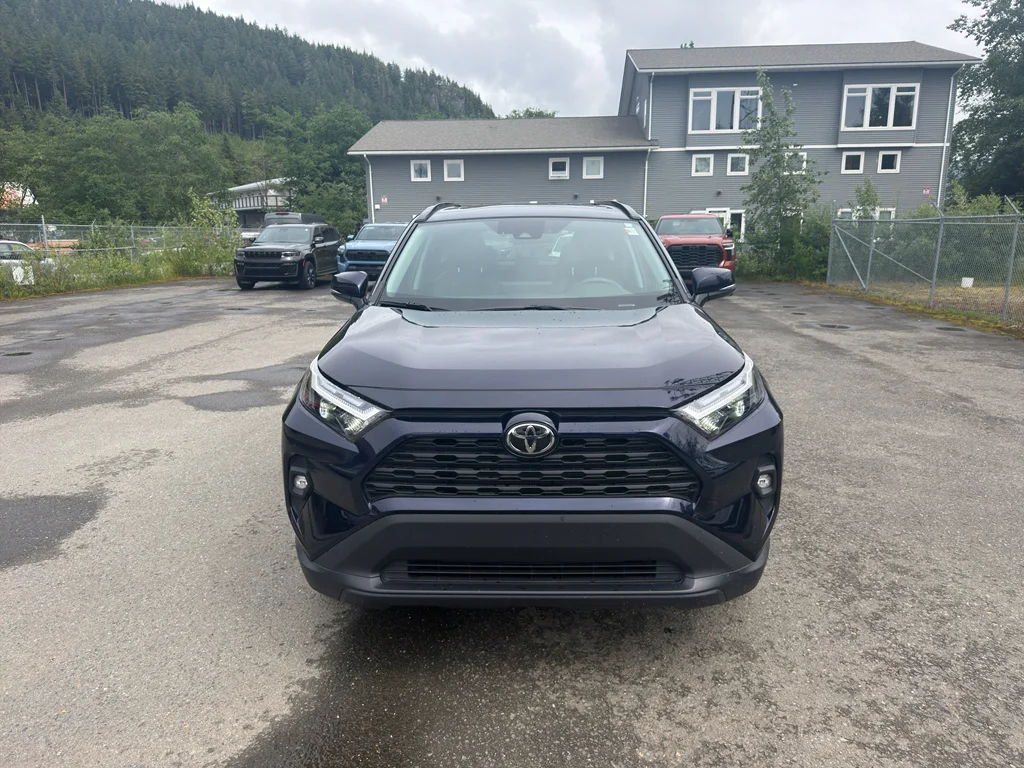 Used 2024 Blueprint Toyota XLE Premium image 8