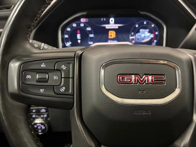 Used 2024 White GMC AT4 image 29