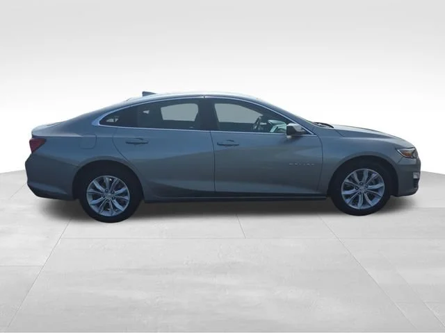 Used 2025 Sterling Gray Metallic Chevrolet 1LT image 7