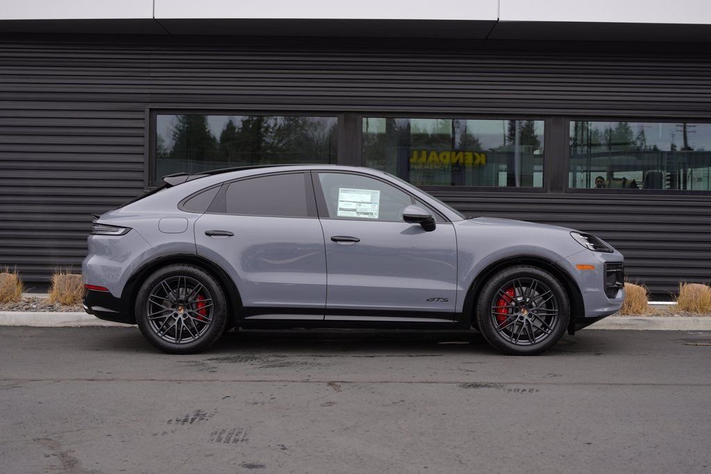 2026 Porsche Cayenne Coupe GTS - Photo 32