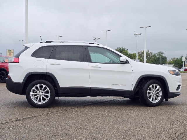 Used 2020 Bright White Clearcoat Jeep Latitude image 26